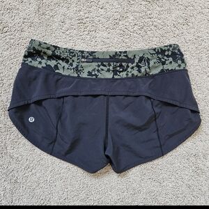 lululemon athletica Black Running Shorts with Olive Floral Waistband Size 6